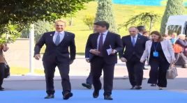 Miçotakis’in yürüyüşü toplumsal medyada gündem oldu