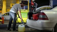 Petrol devi Rusya’da yakıt krizi derinleşiyor