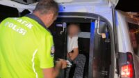 Polisin ehliyet ve kimlik istediği alkollü şoför, “150 TL param var” dedi