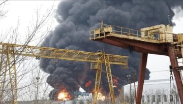 Rusya’nın petrol rafinerileri vuruldu