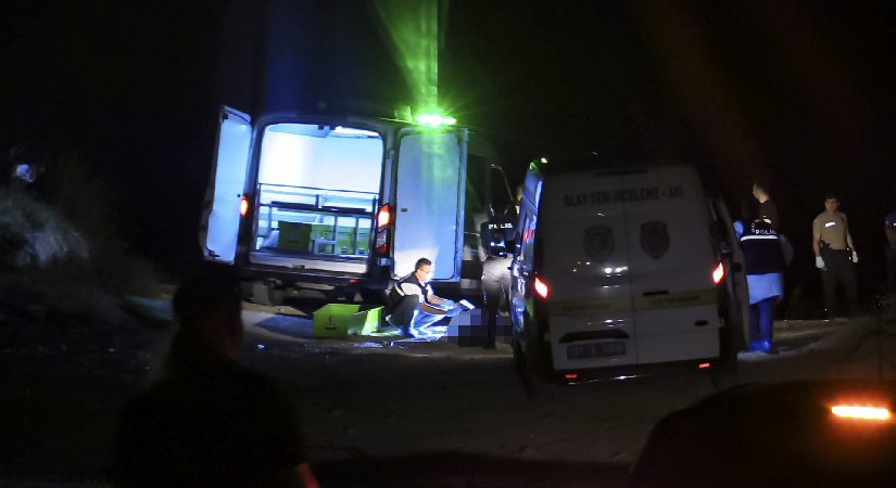 Seyir zirvesinde sır dolu katliam. 3 meyyit