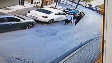 Şişli’de sokak ortasında bayana şiddet. Arkasından yaklaşıp yumruk attı