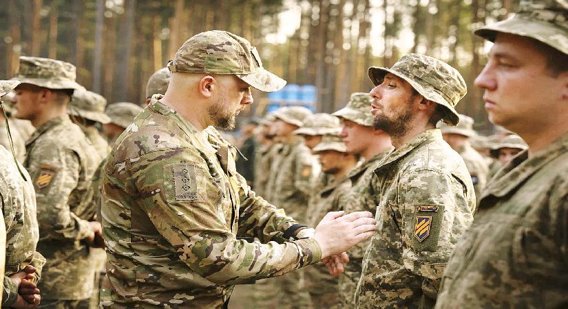 Sokaktan adam toplamaya reaksiyon var… Ukrayna’da asker alım krizi