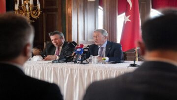 TBMM Milli Savunma Komisyonu Başkanı Akar: S-400 konusu bir halde çözülecek