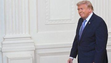 Trump’tan seçim argümanı. “Çin 220 milyon bilgiyi ele geçirdi”