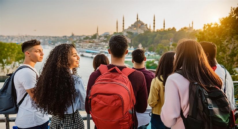Türk gençlerinin sayısı bile yetti. Tam 117 ülkeyi geride bıraktı, Avrupa’nın en genç nüfuslu ülkesi