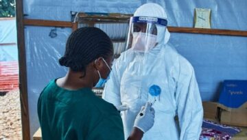 Uganda’da son Ebola hastası da güzelleşti: Kritik süreç başlıyor