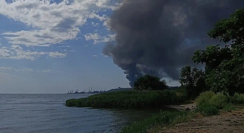Ukrayna’nın Odessa açıklarında bir Türk şirketine ilişkin sivil ticaret gemisi İHA saldırısına uğradı