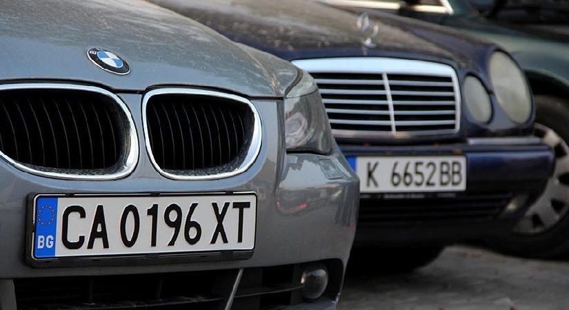 Yabancı plakalı araçlar için yeni düzenleme. Borcunu ödemeyen sondan geçemeyecek