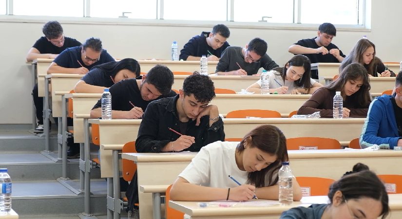 YKS sonuçları açıklandı… Şampiyonlar aşikâr oldu… Matematik sorusu iptal