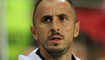 Zeki Yavru, Bursaspor’a transfer oldu
