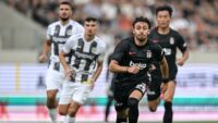 10 kişi kalan Beşiktaş, Hradec Kralove’yi mağlup etti ve avantajı kaptı