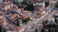 17 Ağustos zelzelesinin 27. yılı: Hayatını kaybedenler anılıyor