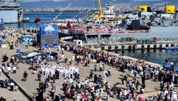 343 bin kişi TEKNOFEST Mavi Vatan’da şenlik coşkusuna ortak oldu