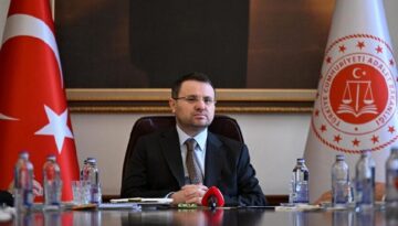 84 hakim ve savcı meslekten çıkarıldı. Bakan Gürlek: HSK 2. Dairesi bu yıl 525 hakim-savcı hakkında karar aldı