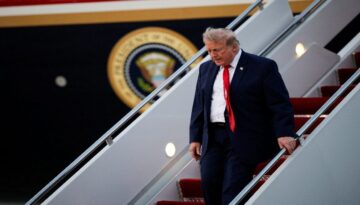 ABD basını yazdı: Trump, İran tehdidi sebebiyle Türkiye’den zımnî uçuşla ayrıldı