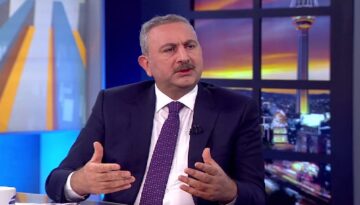 Abdulhamit Gül: Yasanın toplumsal mutabakatla çözülmesini istedik