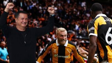 Acun Ilıcalı’nın Hull City’sinden Premier Lig’e tarihi başlangıç, Manchester United’ı devirdi