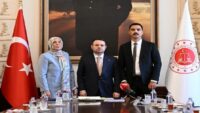Adalet Bakanı Gürlek, Muhsin Yazıcıoğlu’nun ailesiyle görüştü