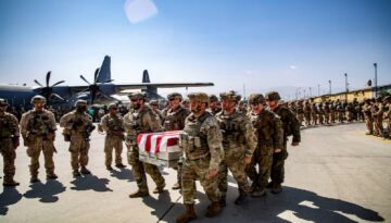 Afganistan’da ABD için savaştılar, bugün Yeşil Kart’larını kaybetmekten korkuyorlar