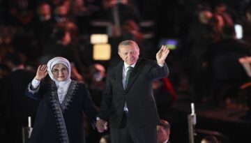 AK Parti 25. yaşını kutluyor. Cumhurbaşkanı Erdoğan: Çeyrek asrı devirmenin gururunu yaşıyoruz