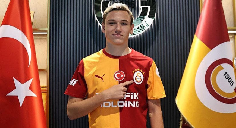 Aleksey Batrakov resmen Galatasaray’da!