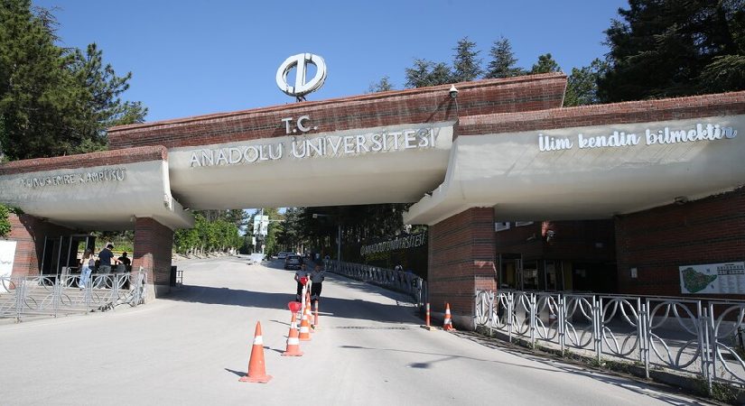 Anadolu Üniversitesi yeni programlar açtı. 15 kısım birinci sefer öğrenci alacak