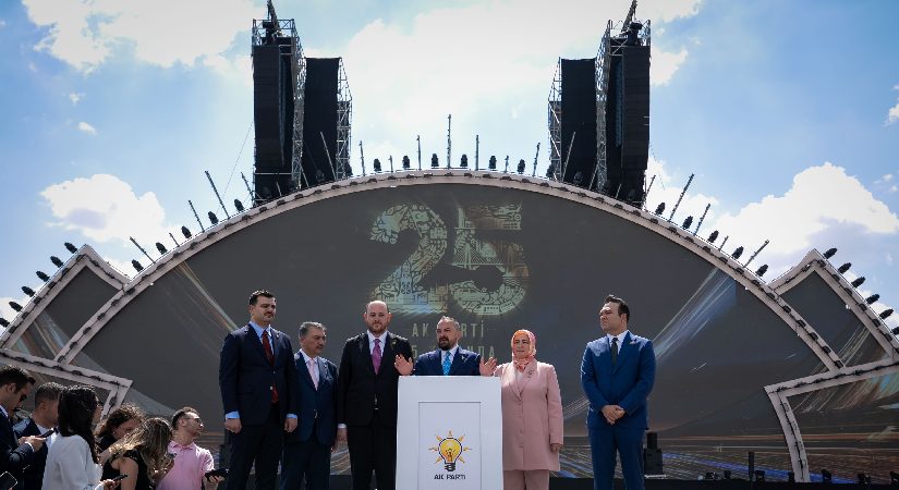 Ankara’da hazırlıklar tamamlandı. AK Parti mitingi için 100 bin şahsa davetiye gönderildi