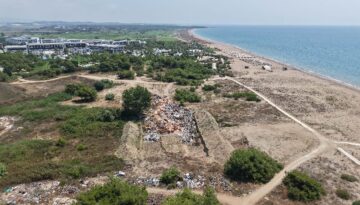 Antalya’da plajı çöplüğe çeviren beş yıldızlı otele para cezası