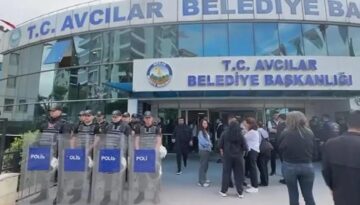 Avcılar Belediyesi’ne operasyon. 12 kuşkulu gözaltına alındı