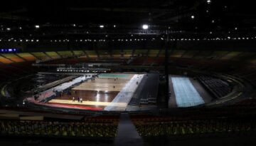 Badminton turnuvası öncesi maymun alarmı: Langur sesi çıkaran vazifeliler tutuldu