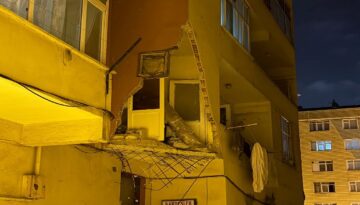 Balkon çöktü, 5 katlı bina boşaltıldı