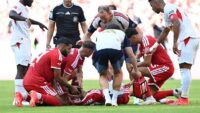 Bayern’in ünlü yıldızı, ikinci kere alanda bayıldı. Musiala, kısa müddetliğine şuurunu kaybetti
