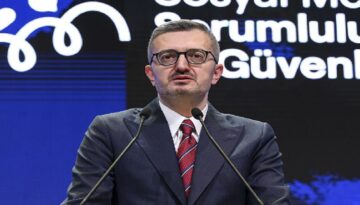 Burhanettin Duran’dan İsrail’e reaksiyon: “Netanyahu’nun oyunlarına gelmeyeceğiz”