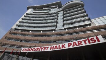 CHP’de gündem disiplin belgeleri. “İstifa etmiyoruz”