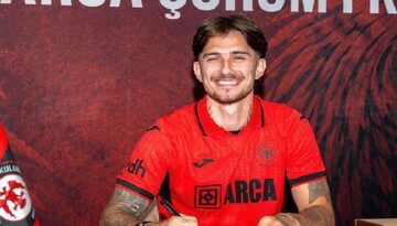 Çorum FK Berat Özdemir’i renklerine bağladı