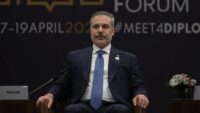 Dışişleri Bakanı Hakan Fidan Katarlı ve Mısırlı mevkidaşlarıyla telefonda görüştü