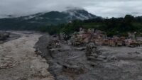 Evvel sarsıntı sanıldı, akabinde sular geldi. Nepal’deki felaketin gerçek sebebi ne?