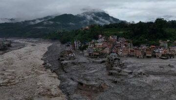 Evvel sarsıntı sanıldı, akabinde sular geldi. Nepal’deki felaketin gerçek sebebi ne?