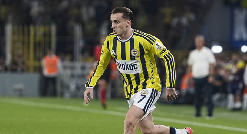 Fenerbahçe’de korkutan an! Kerem Aktürkoğlu sedyeyle çıktı