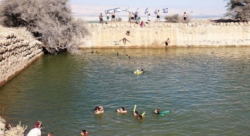 Filistinlinin suyunu kesip havuzu doldurdular