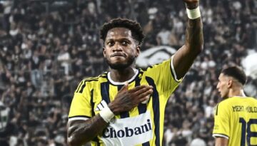 Fred son maçını oynayıp veda etti!