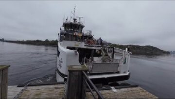Girne açıklarında yolcu feribotu alabora oldu