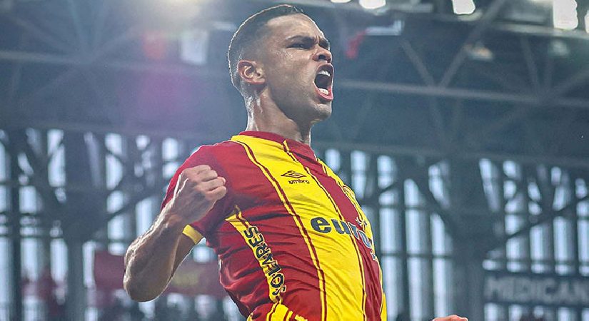 Göztepeli Juan, CSKA’nın kapısından döndü