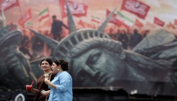 Hürmüz Boğazı’nda geçiş savaşı. İran kurallarını masaya koydu