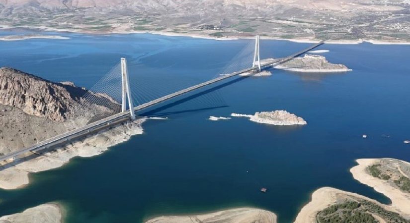 İki kent birbirine köprüyle bağlanacak