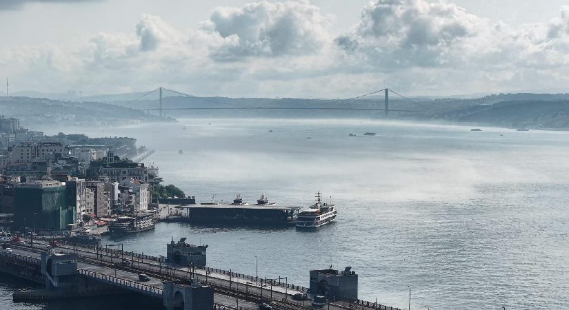 İstanbul’a sürpriz yağmur gelebilir. Hafta ortasına dikkat, 3 gün bunaltacak sıcaklık geliyor