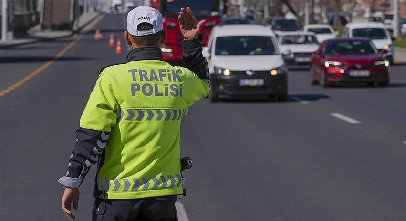 İstanbul’da bu gece birtakım yollar trafiğe kapatılacak: 3-5 Ağustos kapalı yollar ve alternatif güzergahlar