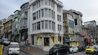 İstanbul’un iki tarihi caddesinde dönüşüm. Tüm binalar tek tek elden geçirilecek