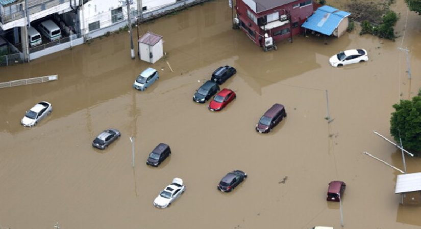 Japonya’da sel 8 can aldı